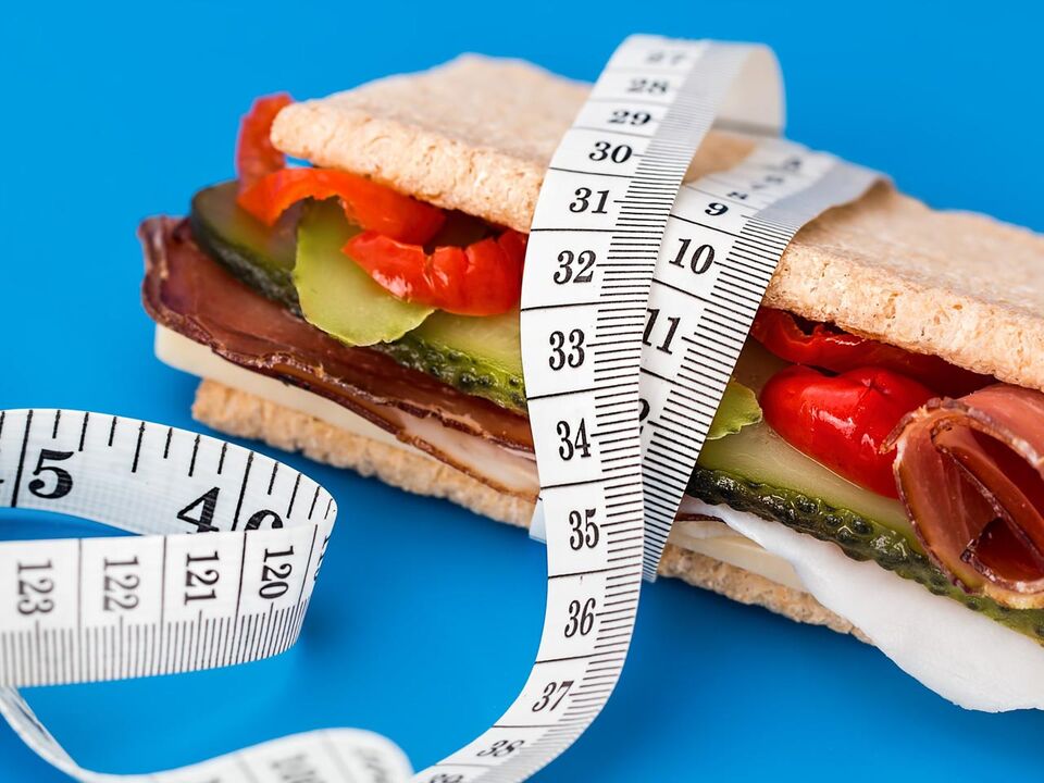 бутерброд та сантиметр для дієти 6 пелюсток
