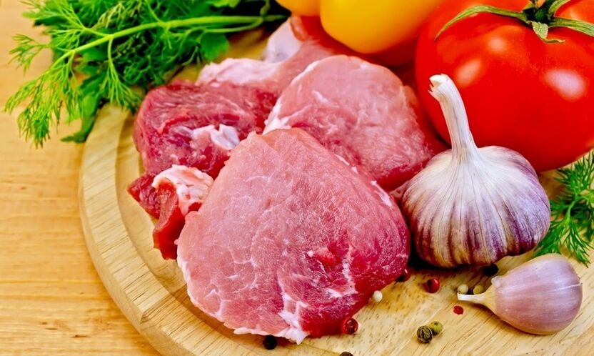 м'ясо з овочами для кетогенної дієти